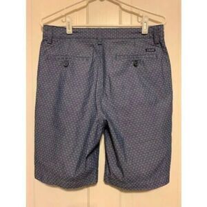 CHAPS SIZE 30 BLUE SHORTS